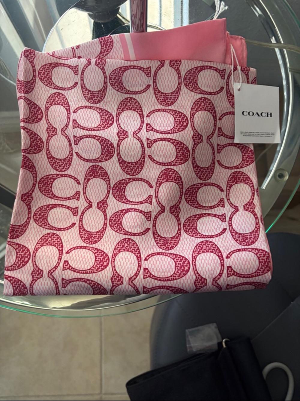 COACH Pink Signature Scarf Tote - Pink and White